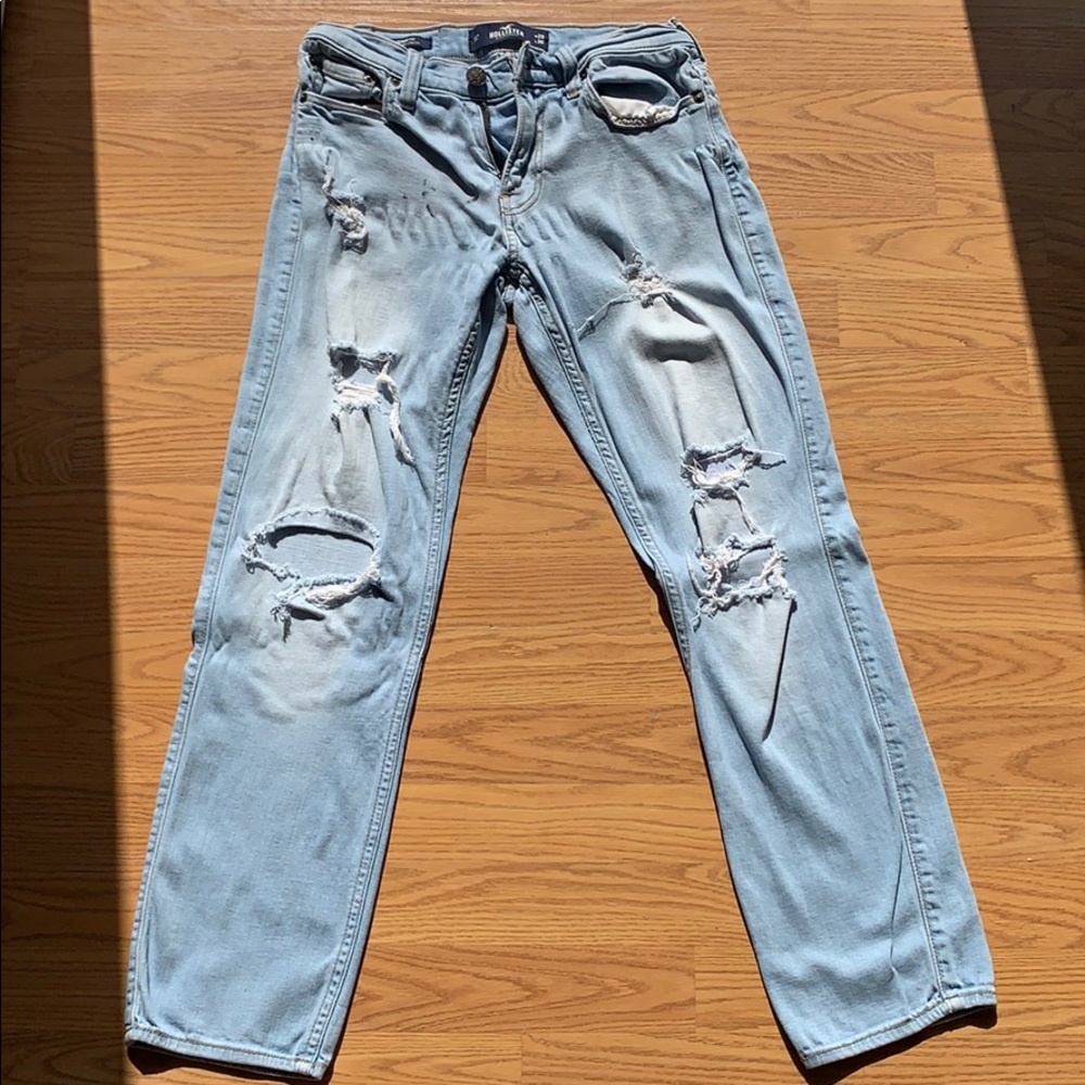 29x30 Hollister Skinny Fit Ripped jeans